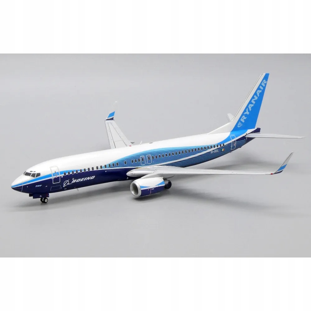 MODEL BOEING B737-800 RYANAIR BOEING DREAMLINER COLORS EI-DCL