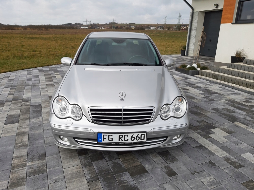 MERCEDES CKLASA 1.8 KOMPRESOR LIFT AVANTGARDE