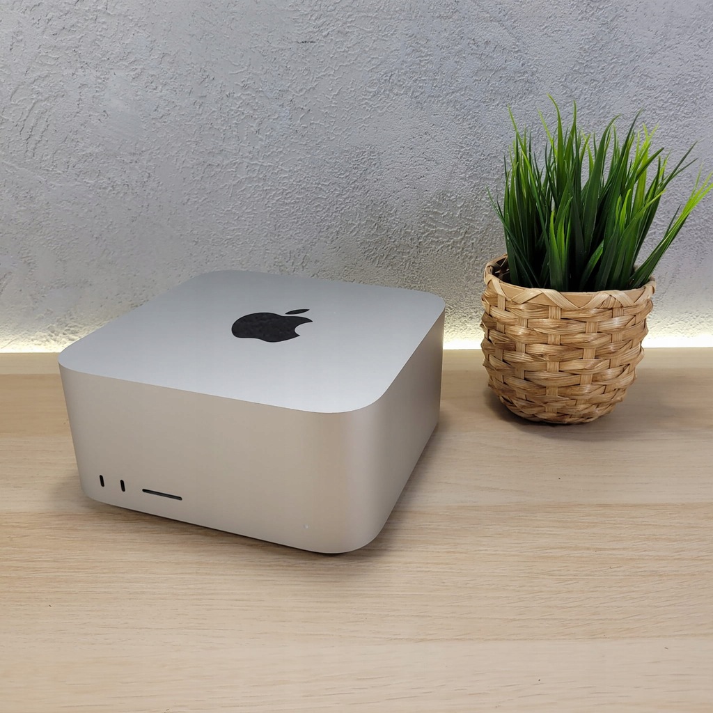 Apple Mac Studio M1 Max 10C CPU, 32GB, 1TB