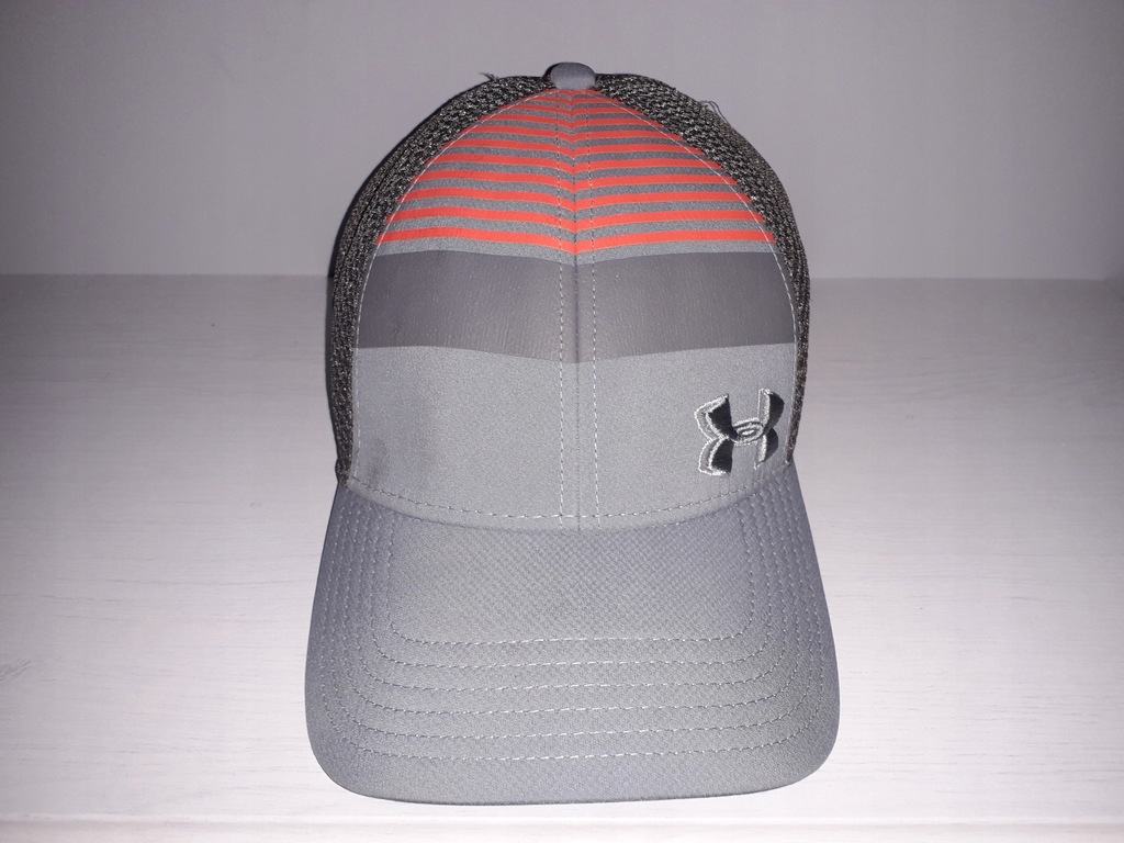 UNDER ARMOUR czapka z daszkiem jak nowa