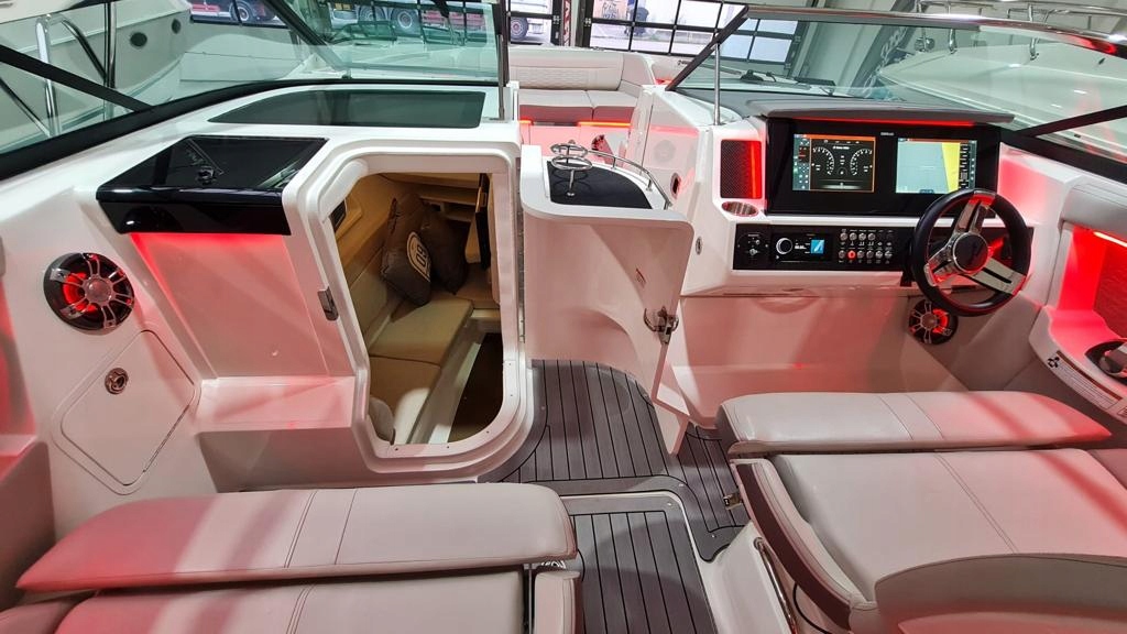 Купить SEA RAY 350SLX 2X 450КМ ДЕМО ПОЛНАЯ ВЕРСИЯ: отзывы, фото, характеристики в интерне-магазине Aredi.ru