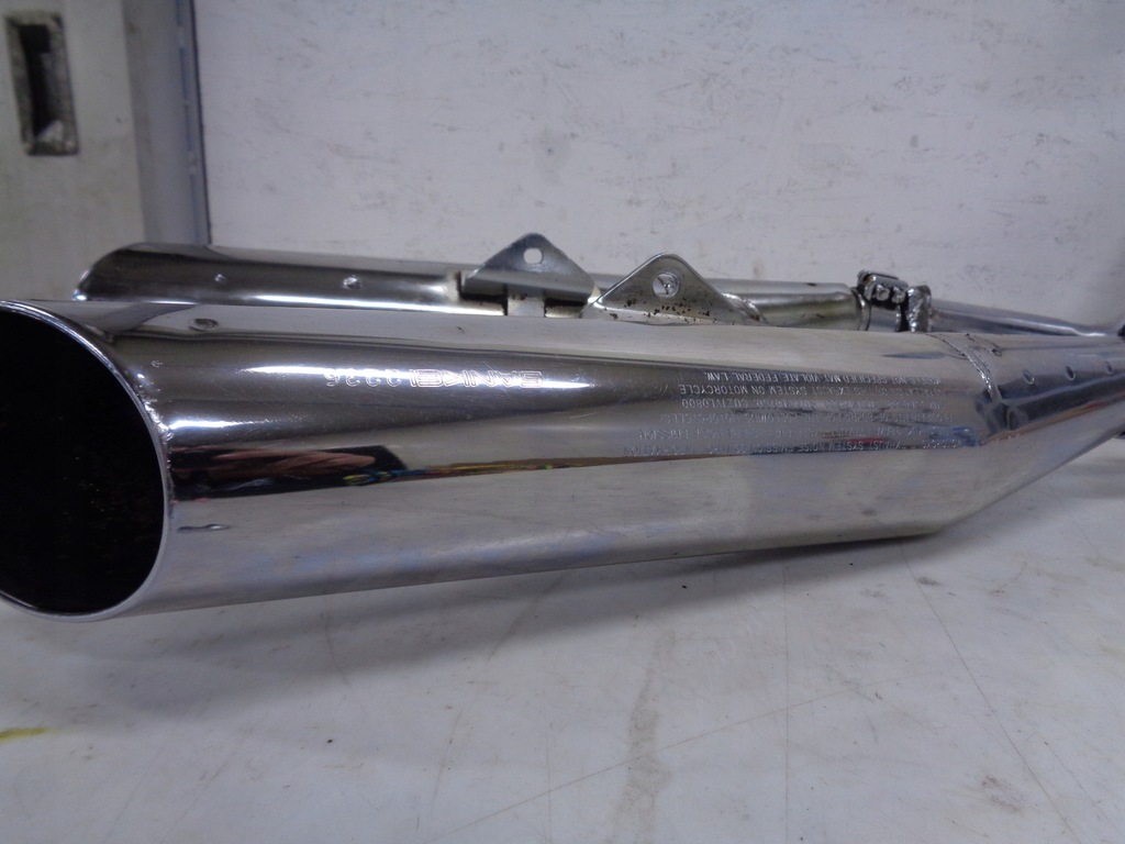 Suzuki Intruder VS 800 Tłumiki Wydechy 11958190701 oficjalne