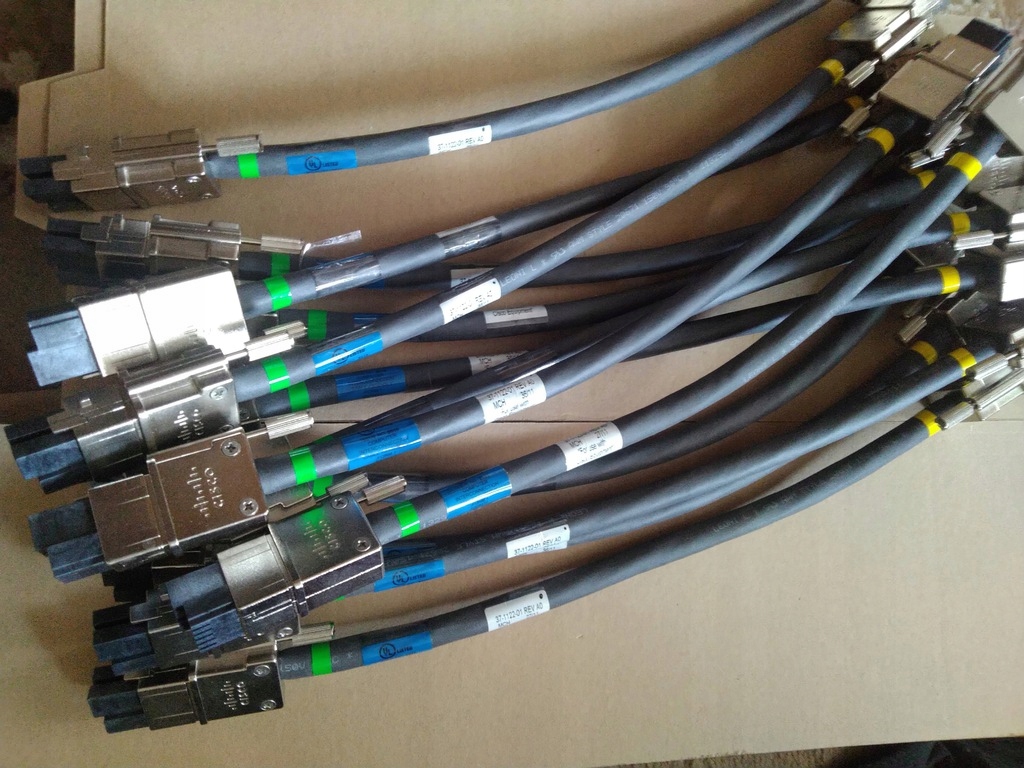 Cisco 37-1122-01 A0 30cm StackPower Cable 13szt.