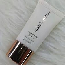 NUDE BY NATURE Perfecting Primer Baza