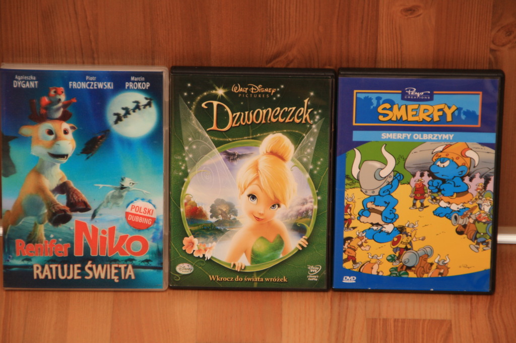 Filmy DVD Renifer Niko, Dzwoneczek, Smerfy