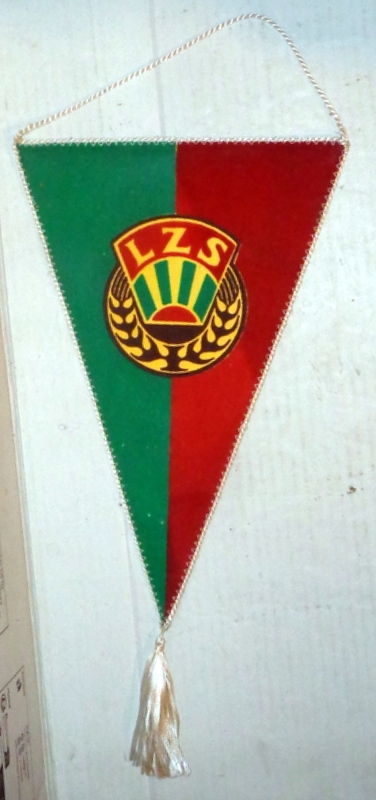 L K S JÓZEFOWIA Józefów - proporczyk z PRL-u .