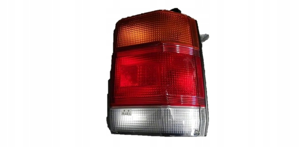 Mazda 323 III Wagon Lampa Prawa 220-61493