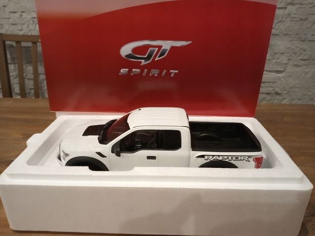 Купить GT Spirit GTSpirit Ford F150 F-150 Raptor 1:18: отзывы, фото, характеристики в интерне-магазине Aredi.ru