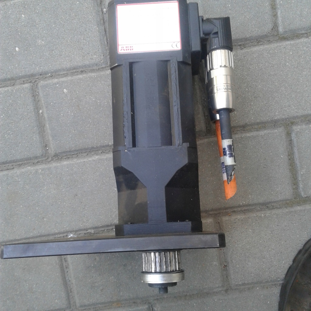 SERVOMOTOR ABB 8C133000YA03SE3EB