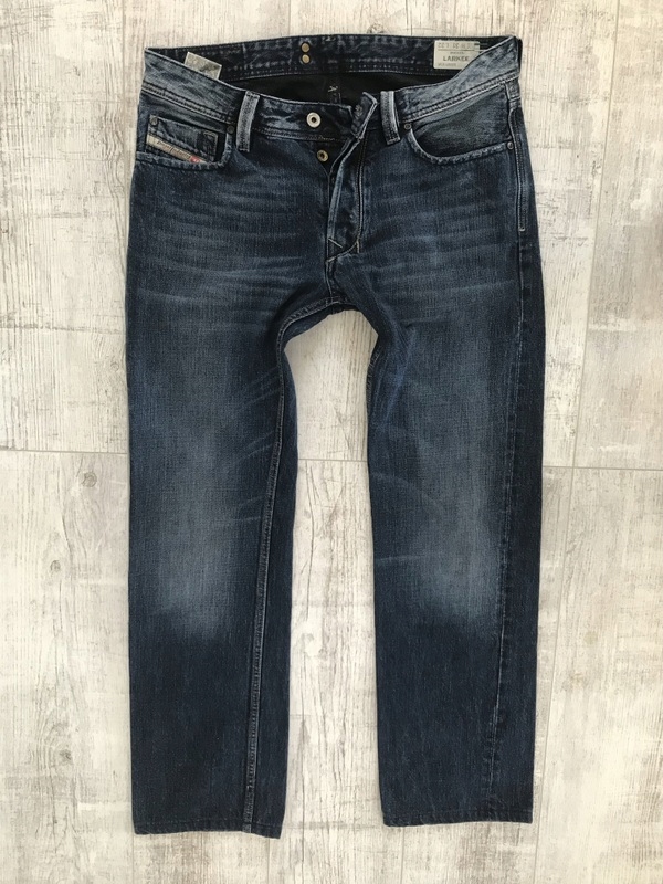 DIESEL LARKEE przecierane jeans męskie W31L32