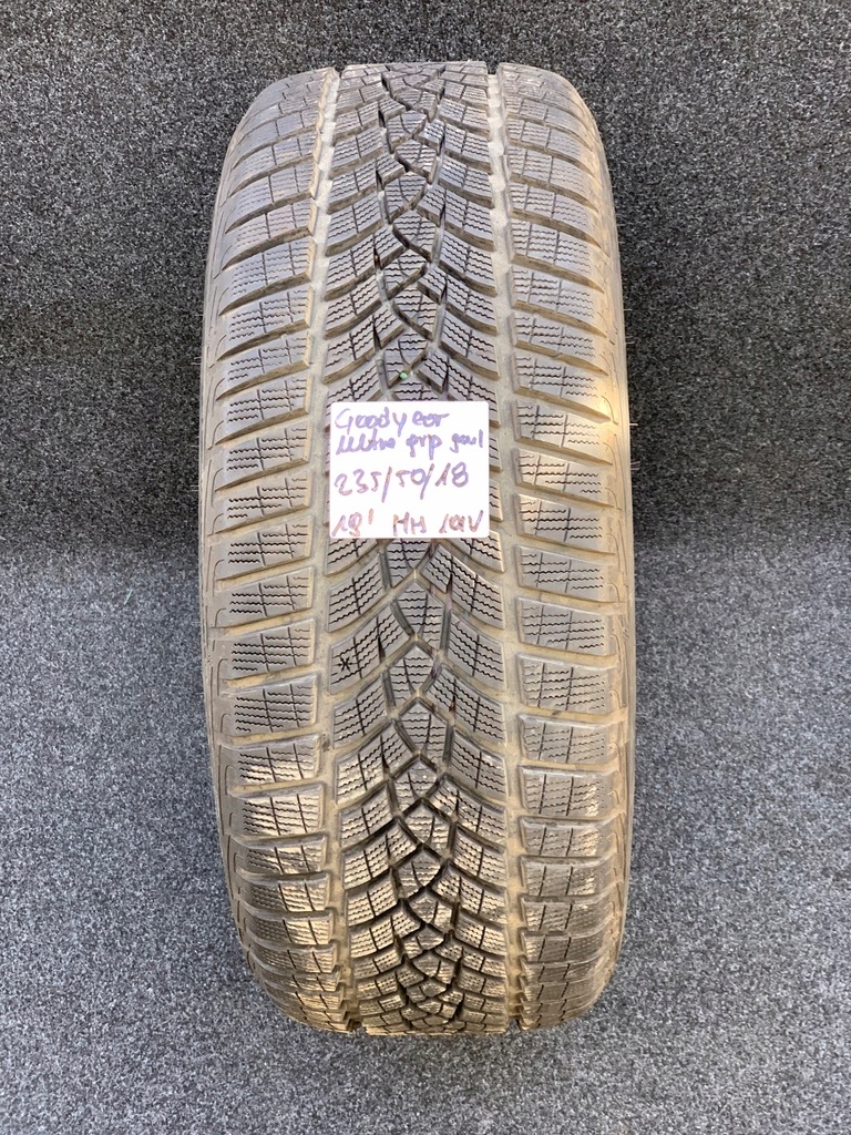 GOODYEAR ULTRAGRIP PERFORMANCE GEN-1 235/50R18 9MM