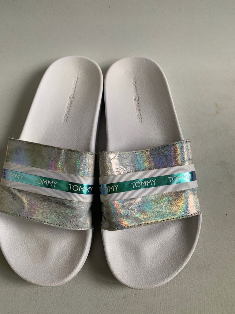 TOMMY HILFIGER POOL SLIDE SHINY IRDESCENT 40