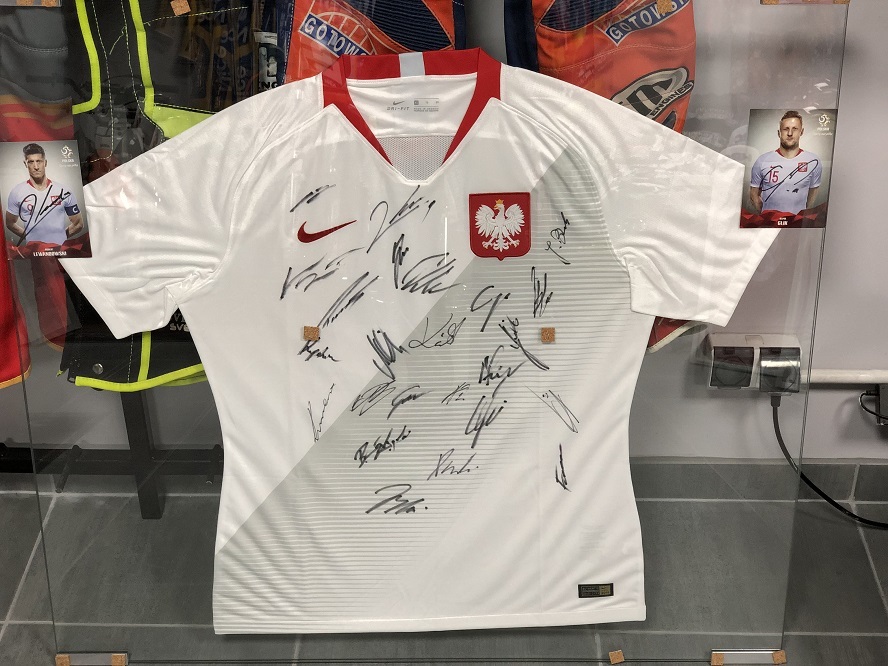 Koszulka Reprezentacji Polski z autografami