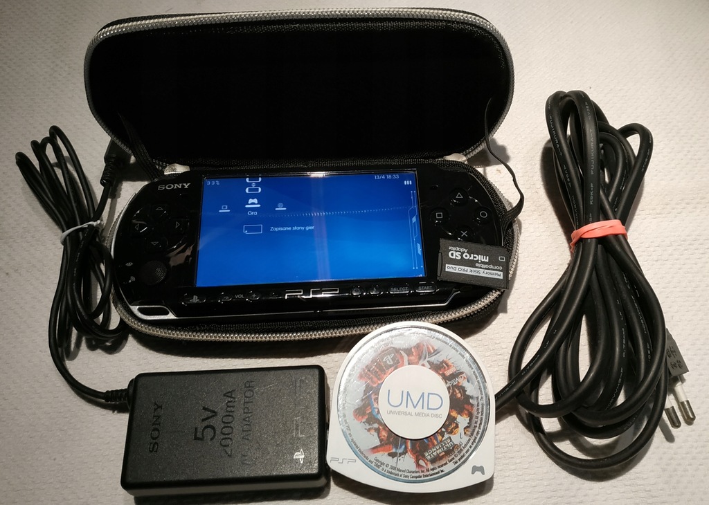 PSP 3003 ZESTAW Z KARTA 32GB+FUTERAŁ+ZASILACZ+GWAR