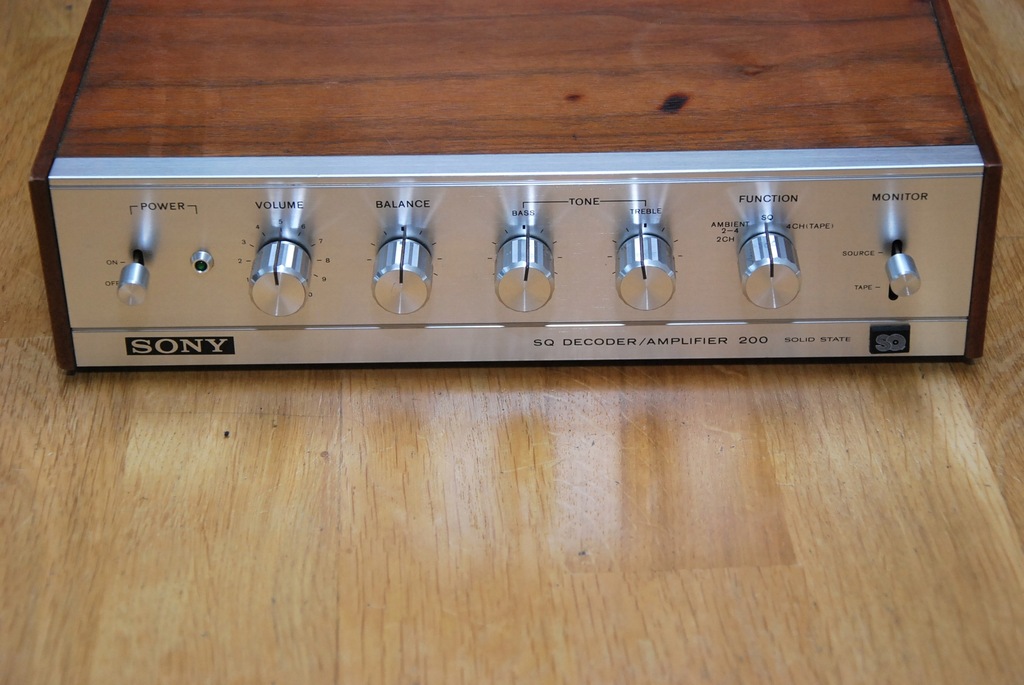 SONY SQ DECODER/AMPLIFIER 200 本体 SONY SQ DECODER/AMPLIFIER 200 本体 Sony SQA-200 Stereo