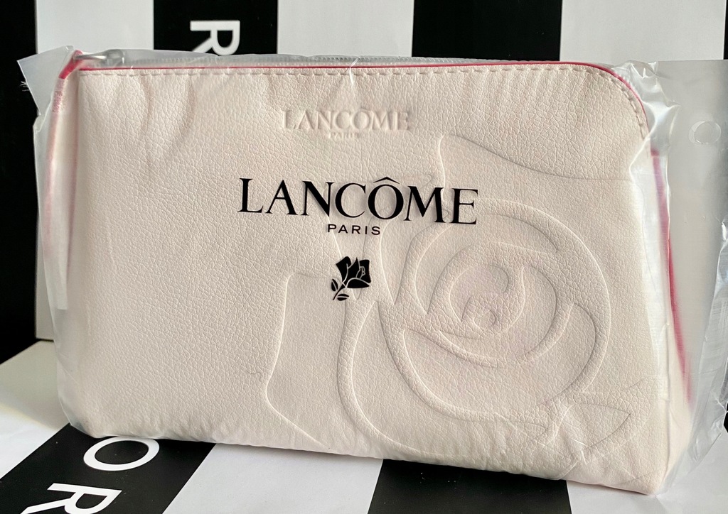 LANCOME KOSMETYCZKA Z LOGO WYTŁACZANA BLADY RÓŻ*