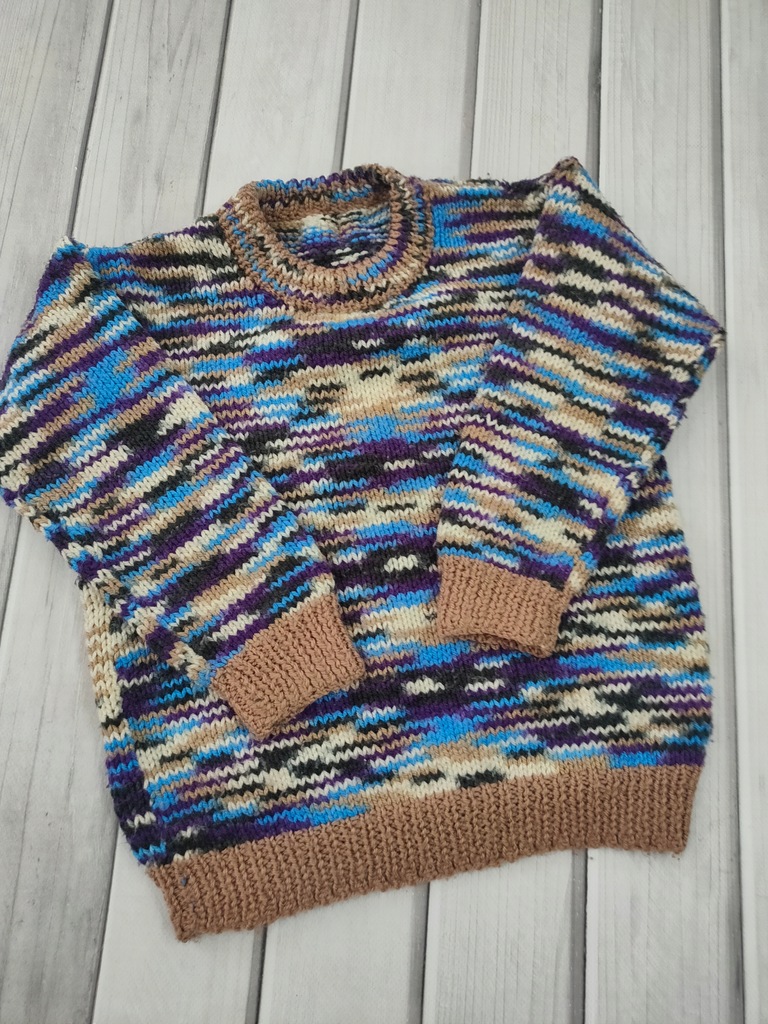 Handmade Sweterek dla dziewczynki r. 110