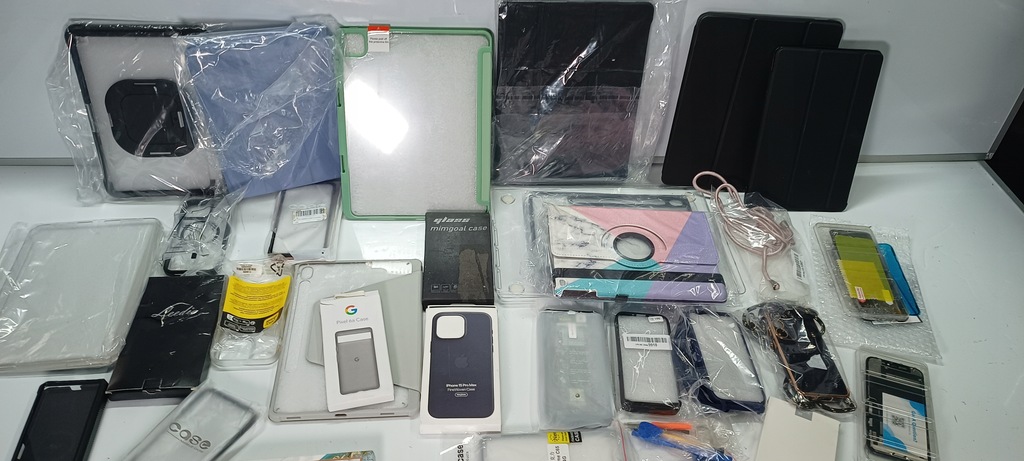 Box mix etui plecki do Smartfonów i tabletów 30 sztuk