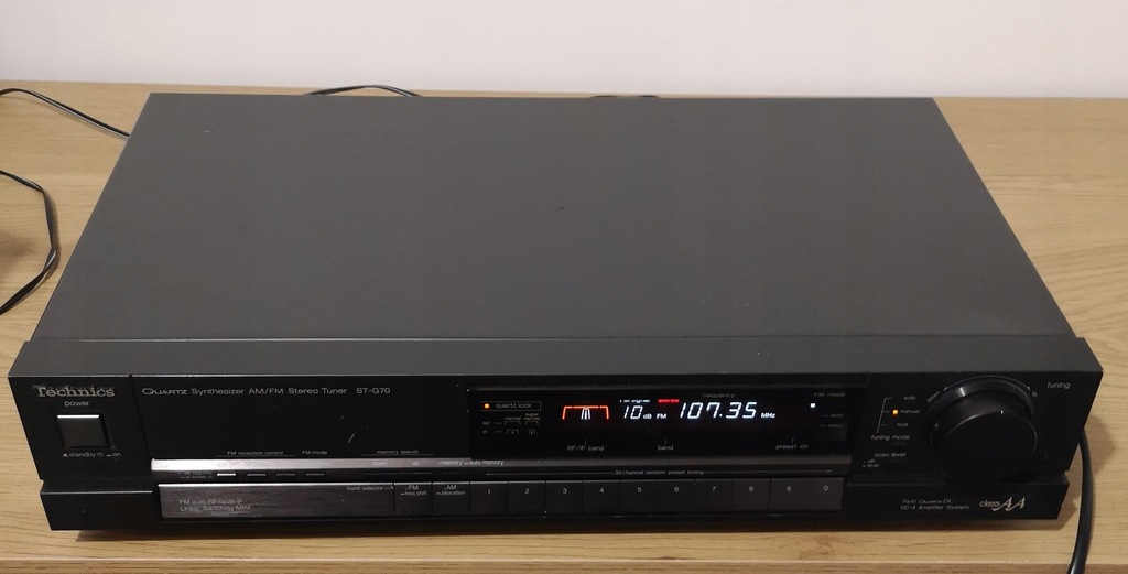 Tuner radiowy cyfrowy Technics ST-G70 Synthesizer