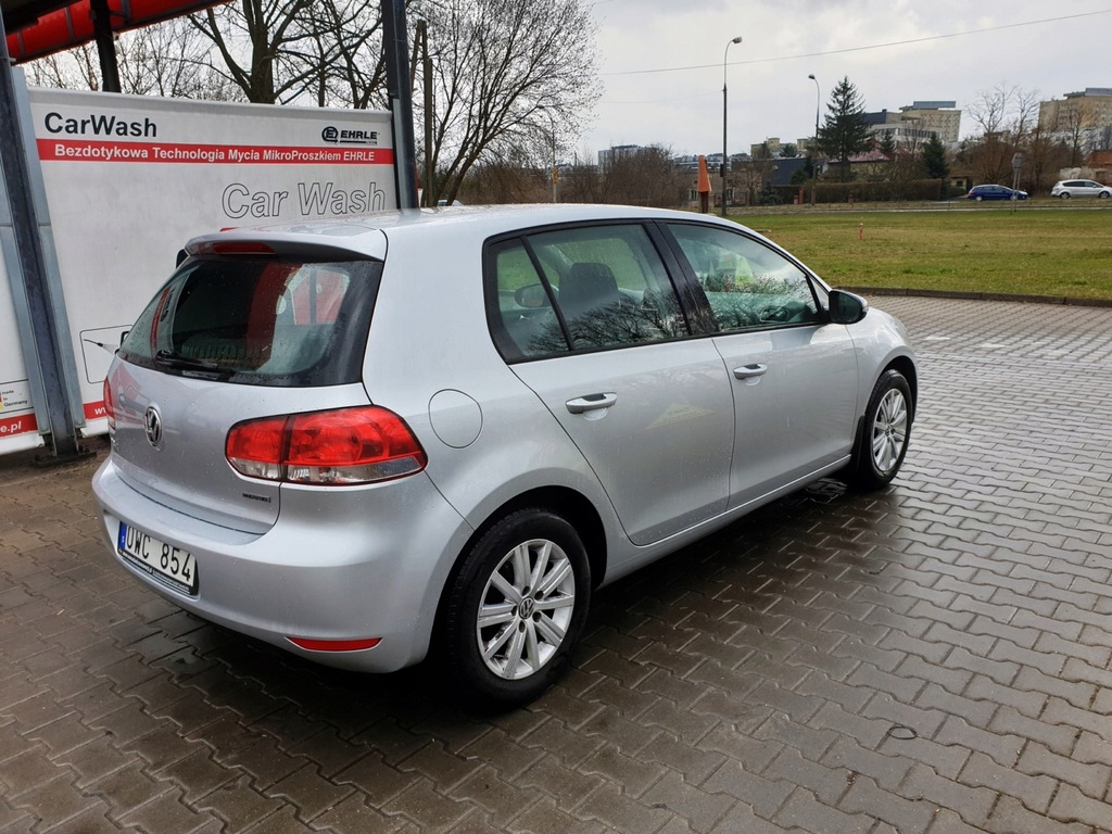 Volkswagen Golf 1.6 Multifuel 103KM Benzyna