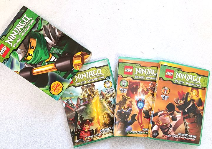 3x DVD LEGO Ninjago rok węży 4 5 6 przygoda trwa bajka