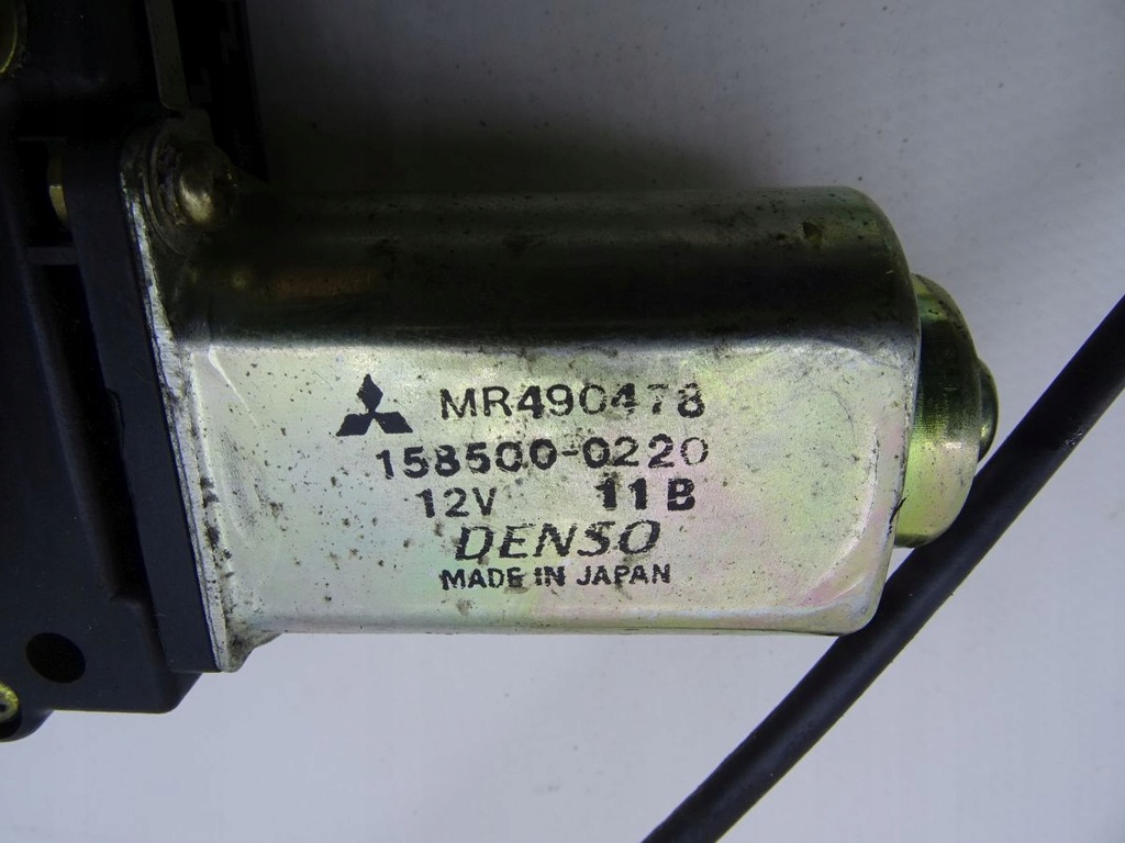 MITSUBISHI PAJERO III 9906 ANTENA ELEKTRYCZNA