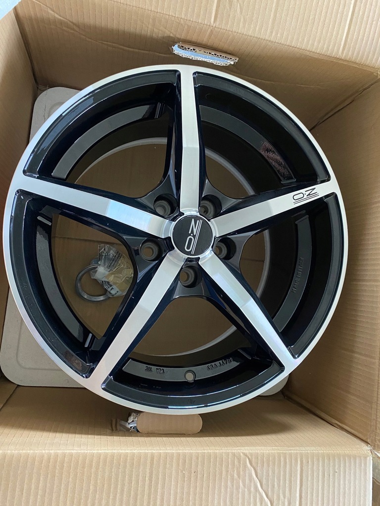 OZ Racing Canova Czarny 17