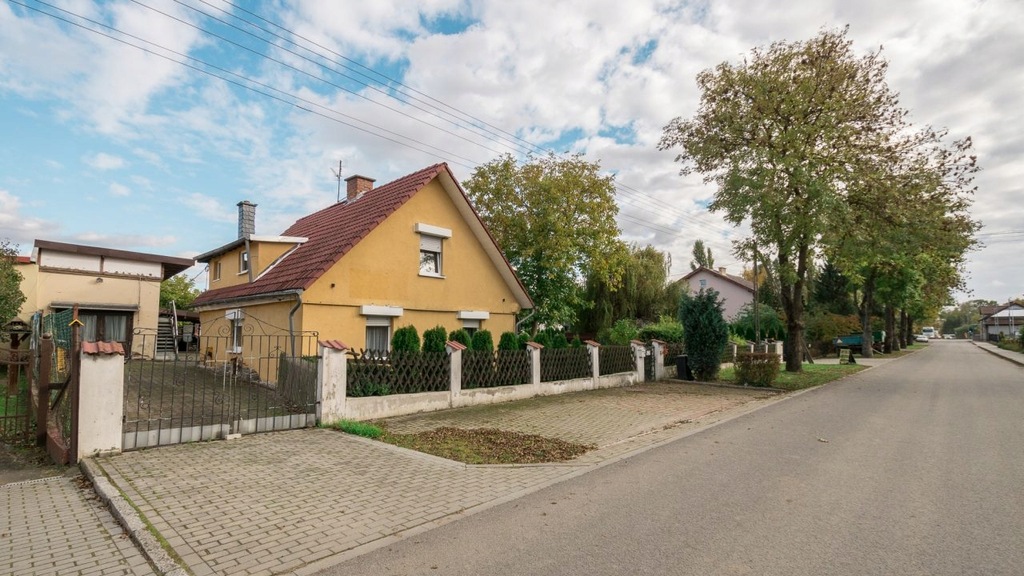 Dom, Stare Pole, Stare Pole (gm.), 108 m²