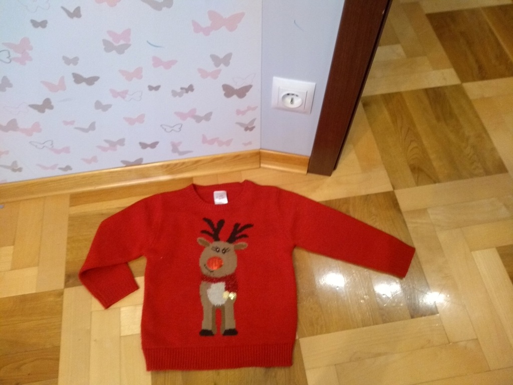 Sweterek świąteczny renifer r.104-110 4-5l stan bd