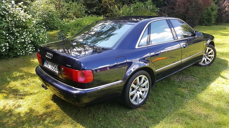 Audi A8 D2 4.2