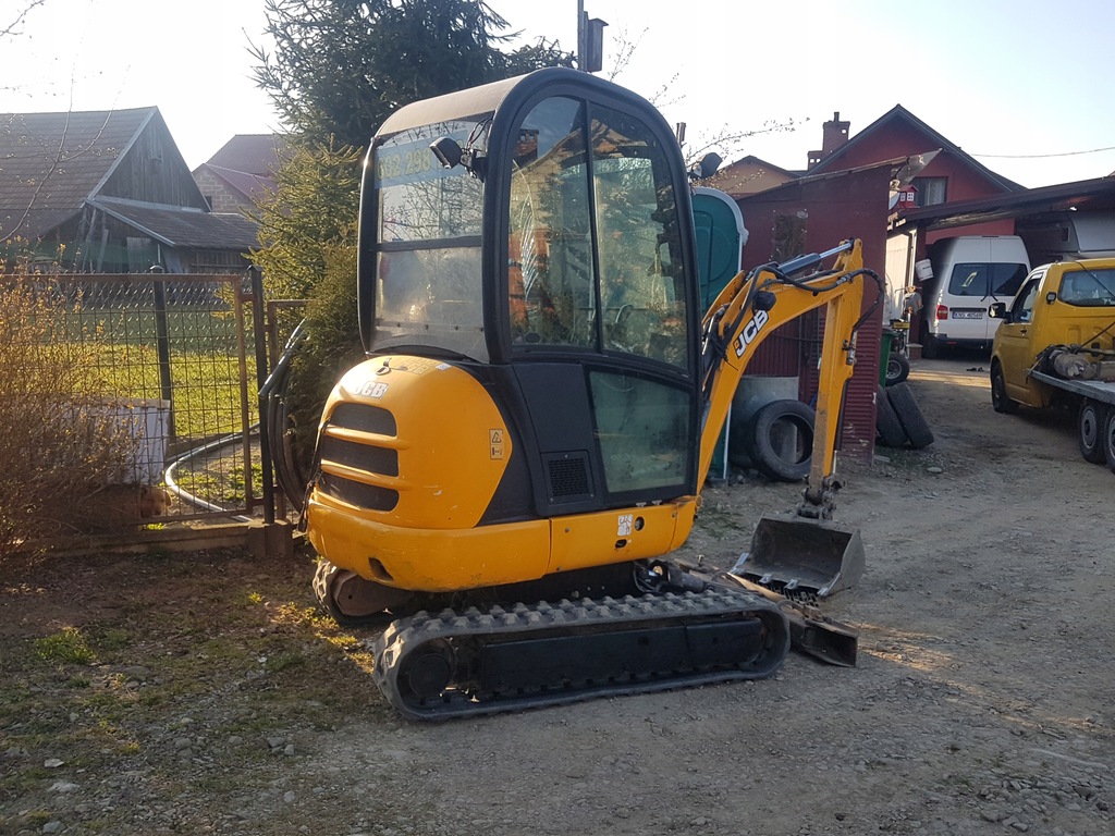 MINIKOPARKA JCB 8020