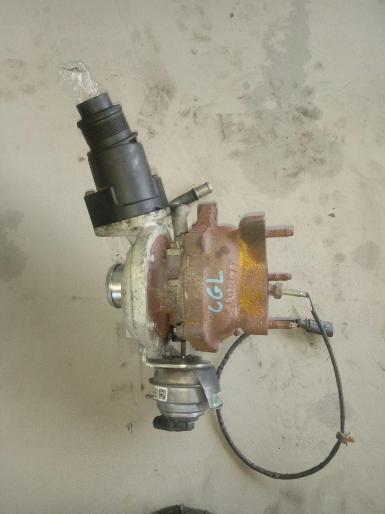 TURBOSPRĘŻARKA 03L145721A AUDI A4 B8 A5 8T 2.0 TDI