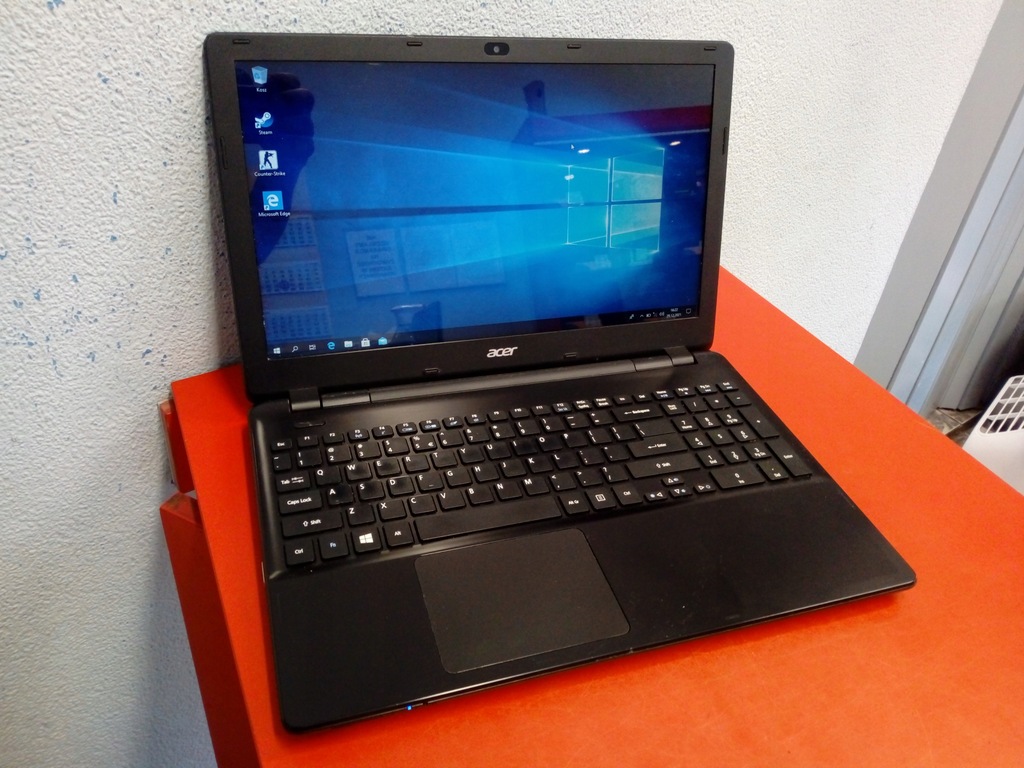 Laptop Acer e5-571-39eg 15 " Intel i3 4GB/500GB