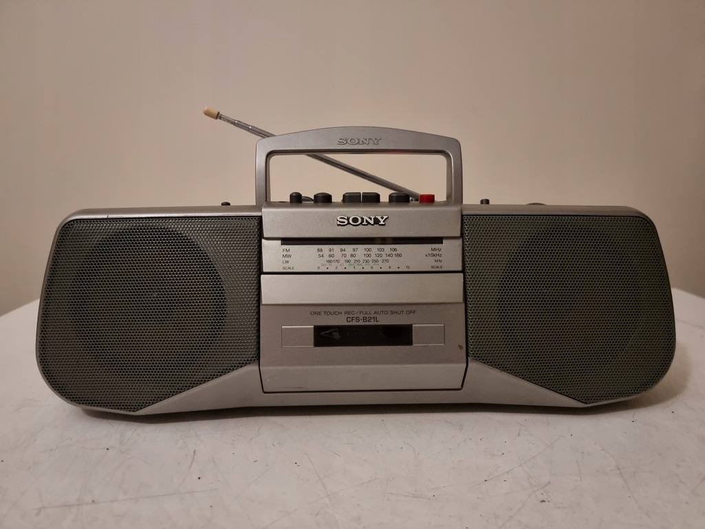 RADIOMAGNETOFON SONY CFS-B21L !!!!!!