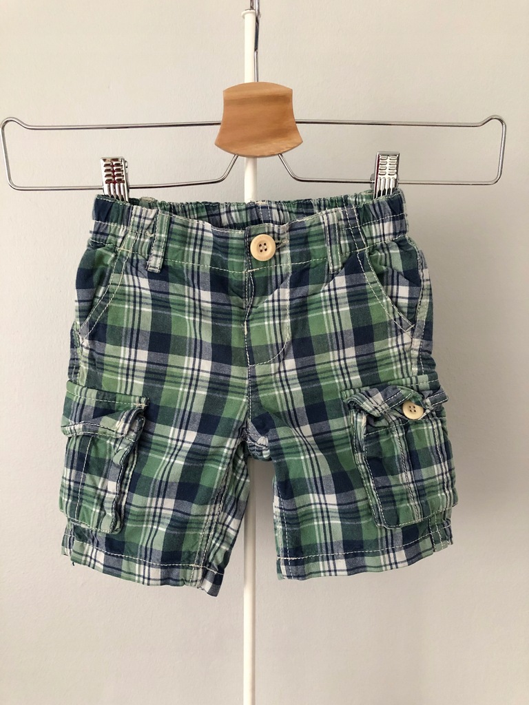 BENETTON*KRÓTKIE SPODENKI W KRATKĘ 12-18 M