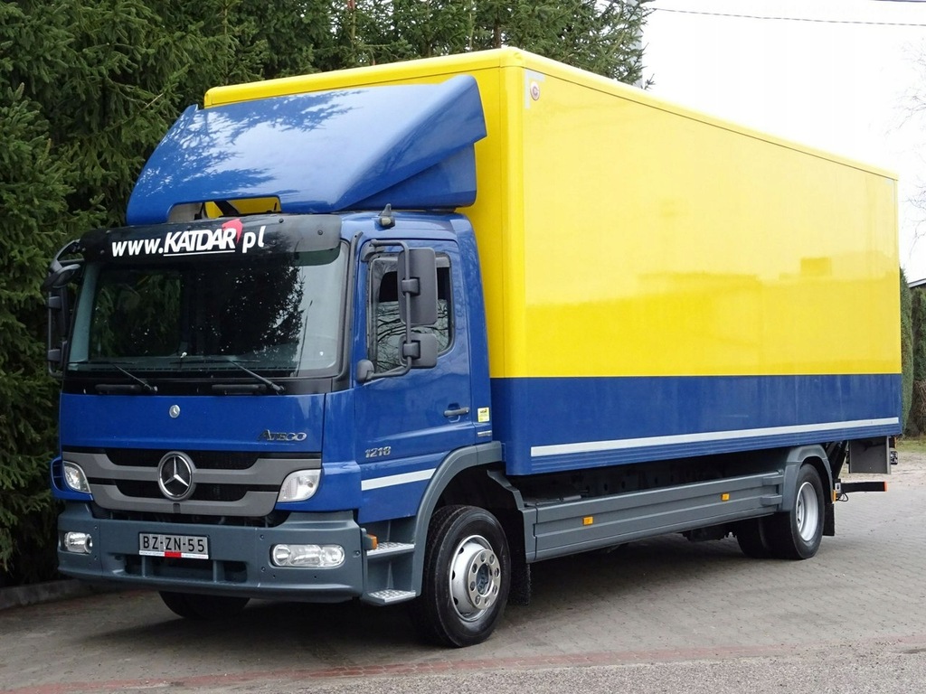 Mercedes Atego 1218 euro 5 kontener winda klapa