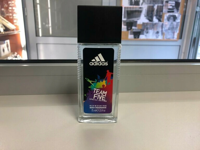 DEZODORAN ADIDAS TEAM FIVE 75 ML !!