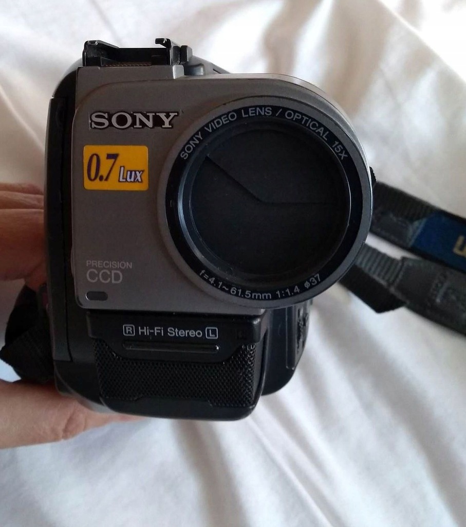 Купить Камера Sony Hi 8 CCD-TR820E: отзывы, фото, характеристики в интерне-магазине Aredi.ru