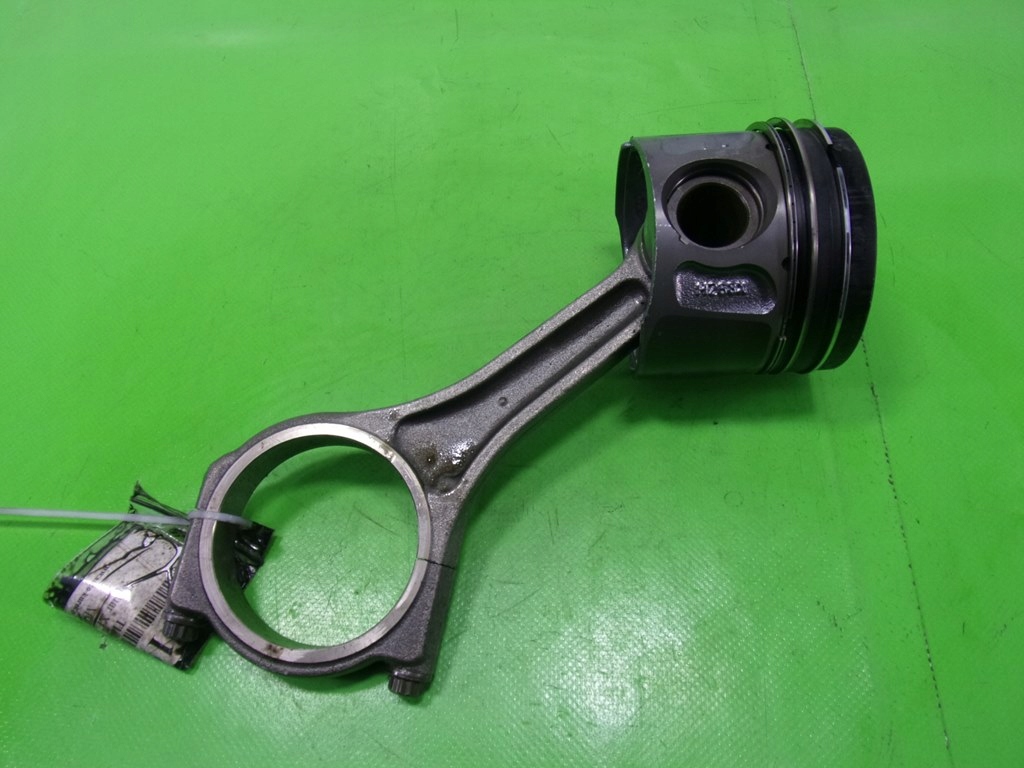 JAGUAR XF 3.0 V6 TŁOK (KOD SILNIKA 306DT) 12465841471 oficjalne