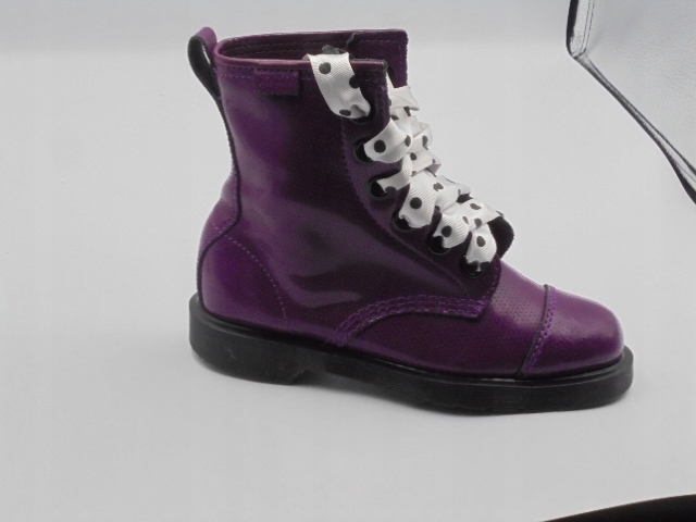Doc martens store grace