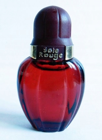 Soie rouge perfume avon sale