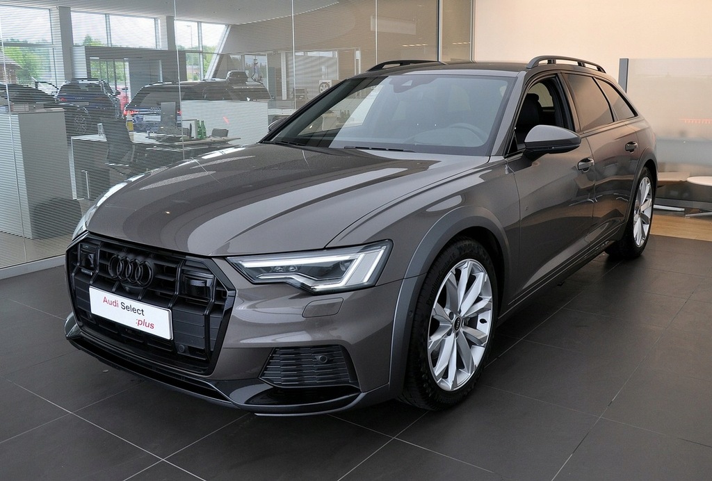 Audi A6 Allroad Cena katalogowa 498 tyś. zł.