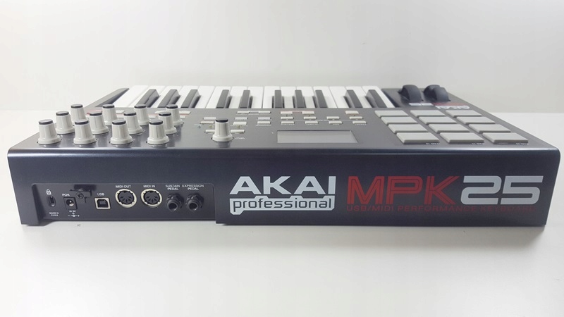 AKAI MPK25