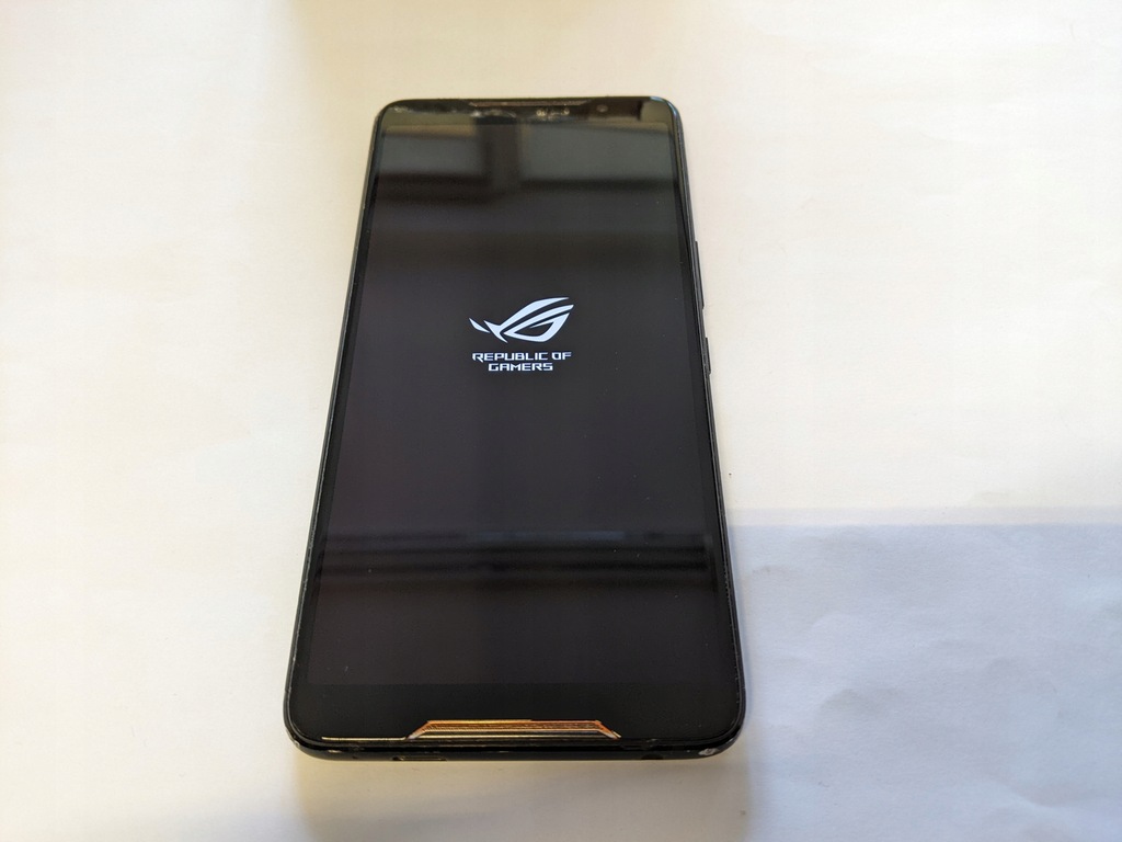 Smartfon Asus ROG Phone 1 ZS600KL 128 GB super cen