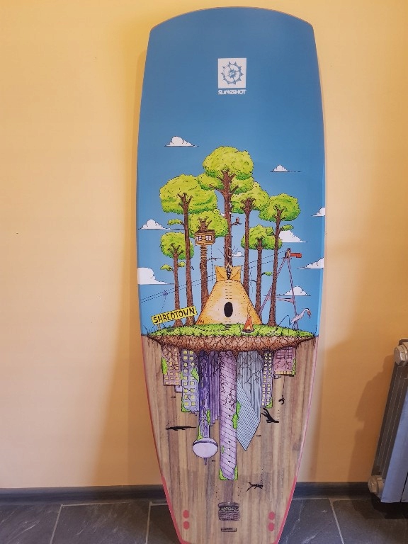 wakeboard slingshot shredtown 2018 143cm