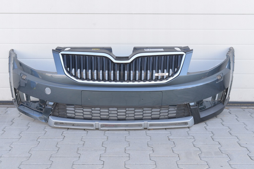 SKODA OCTAVIA SCOUT 3 III ZDERZAK GRILL 20122017