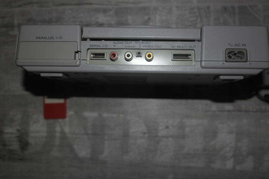 Playstation SCPH 1002 - wyjscia RCA - Stan Idealny