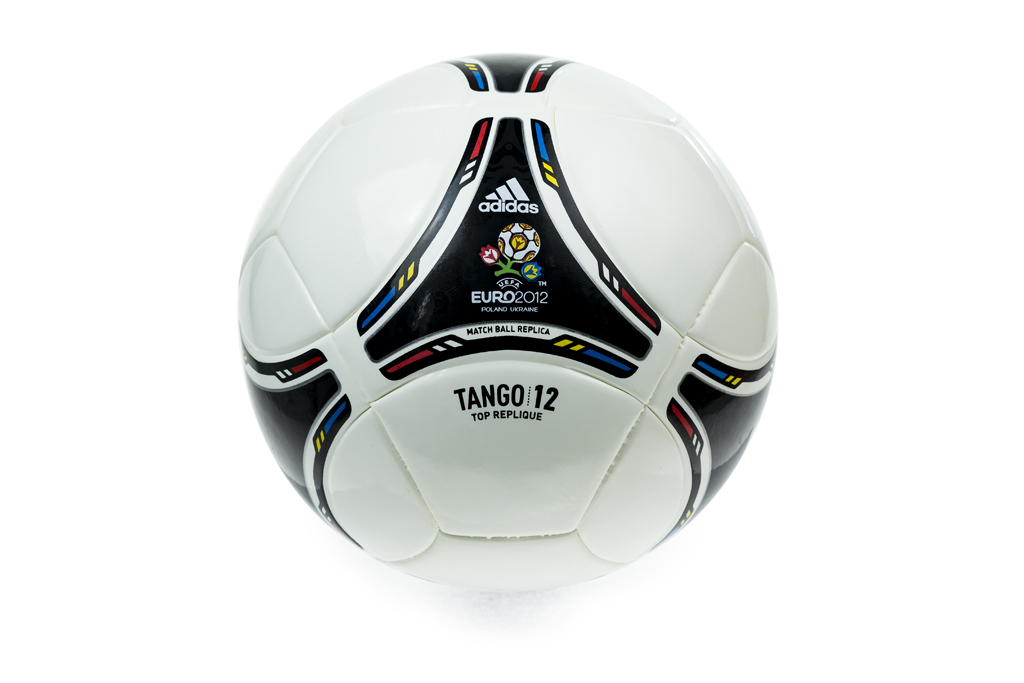Oficjalna piłka meczowa UEFA Euro 2012 Adidas - 7412267479 ...
