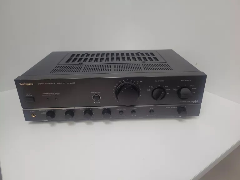 WZMACNIACZ TECHNICS SU-VX500