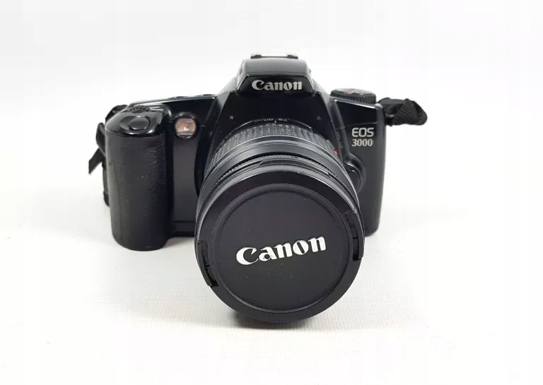 APARAT CANON EOS 3000